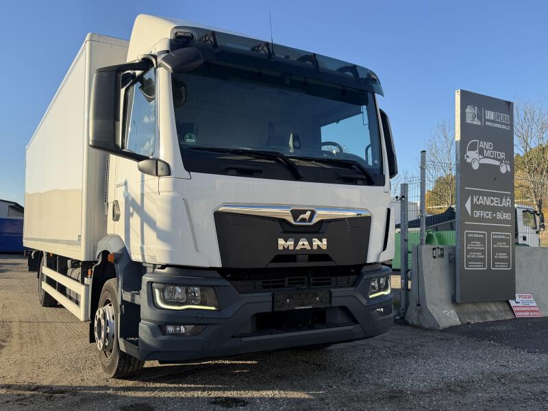 MAN Skříň 18 palet čelo BAR 1500 k